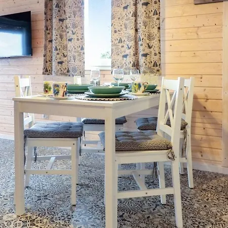 Dom wakacyjny Z Widokiem Na Zalew Sulomino